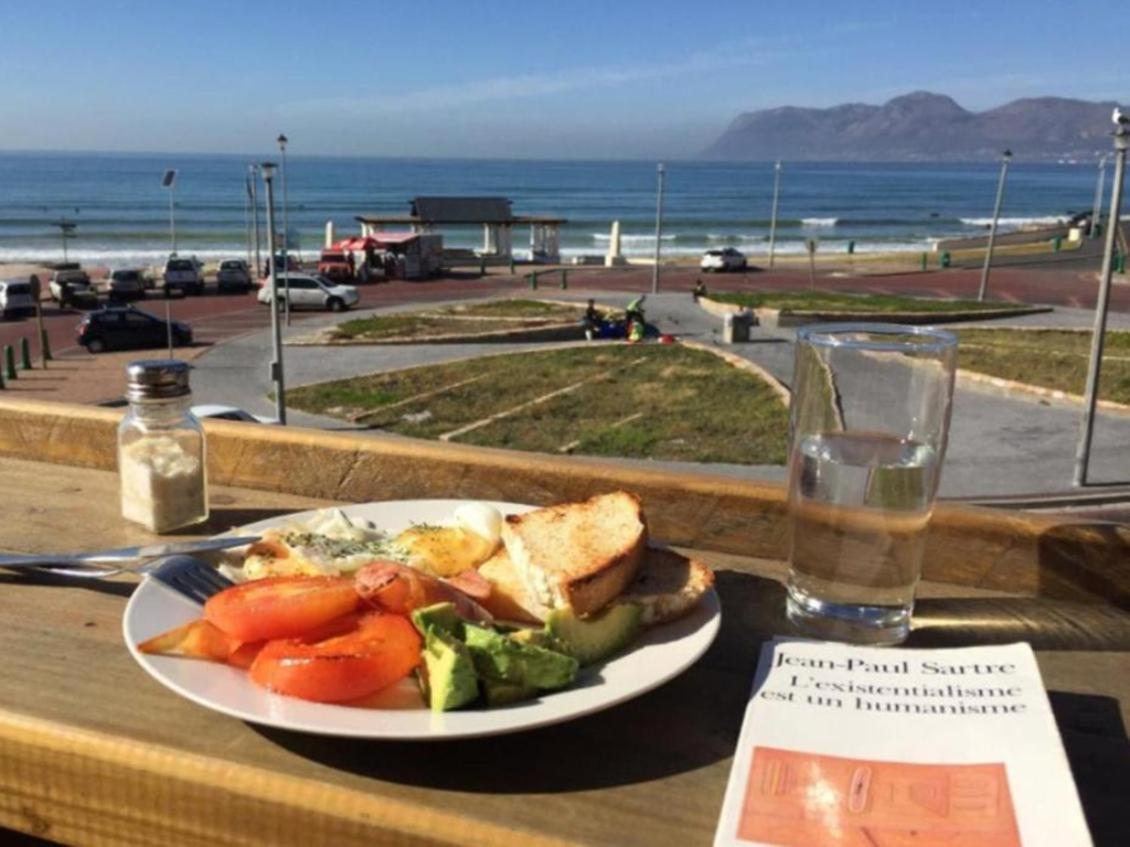 African Soul Surfer Muizenberg Eksteriør bilde